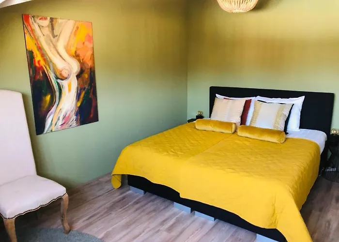 Castle View 2 فندق مبيت وإفطار