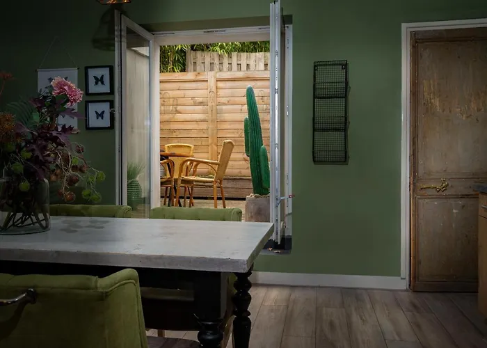 Frühstückspension Castle View 2 3*